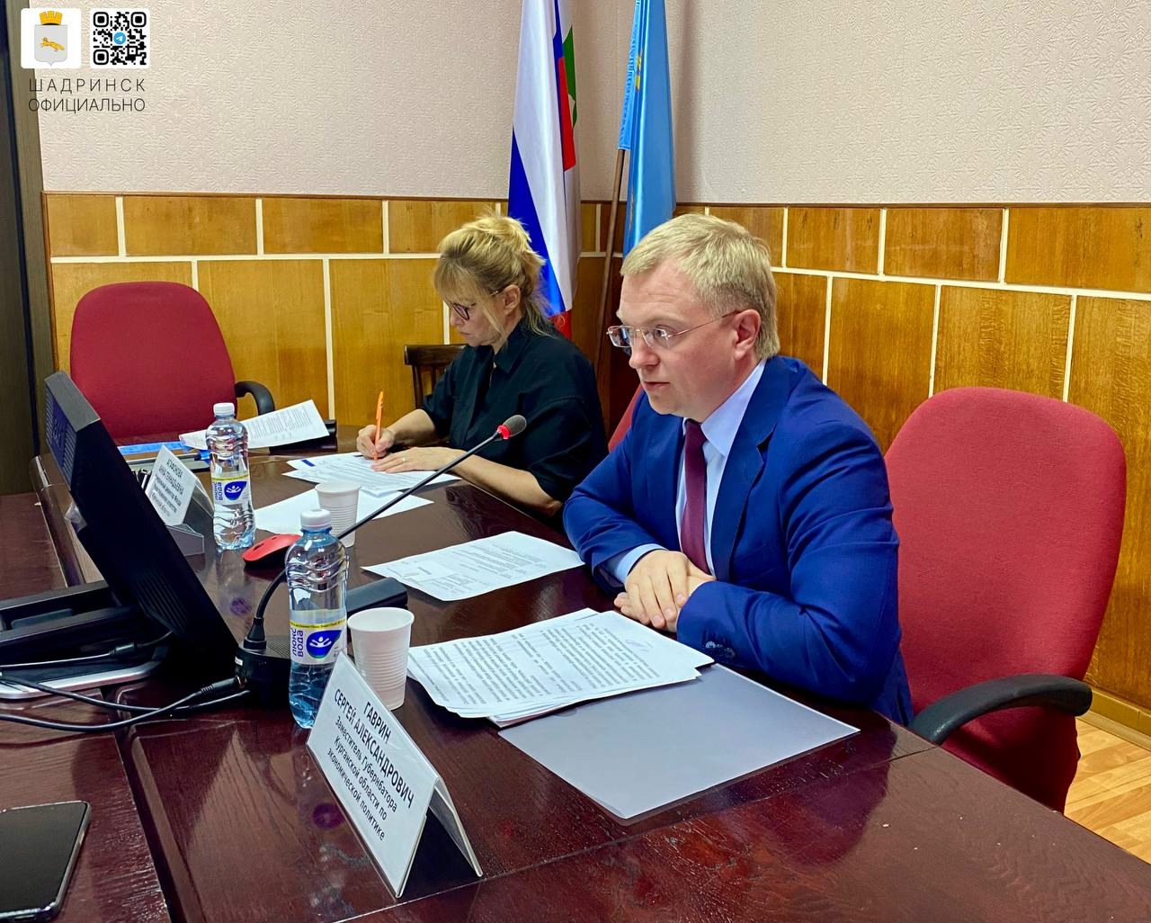 Шадринским предпринимателям рассказали о правилах оформления торговых объектов и региональных мерах поддержки.