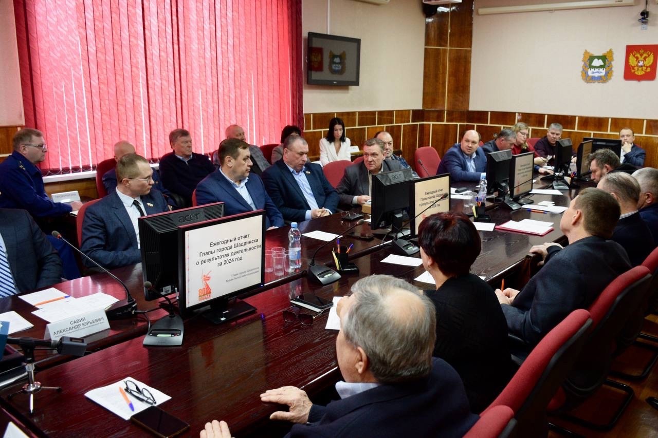 Антон Мокан выступил на городской Думе с ежегодным отчетным докладом о деятельности Администрации.