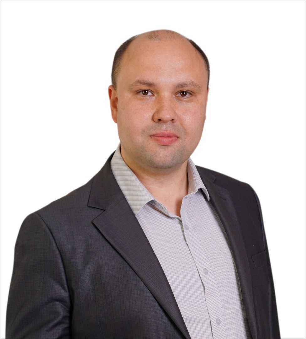 Бухаров Александр Олегович.