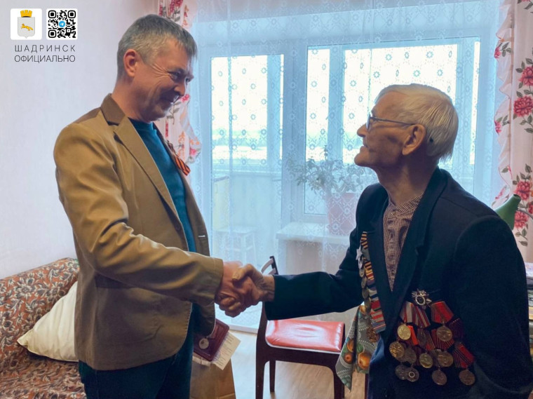 Каждого ветерана важно поздравить лично. Каждого ветерана важно поздравить лично.